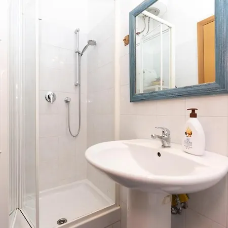 Apartman 10 Min Citta Del Vaticano-stadio Olimpico Lucia 1bdr *