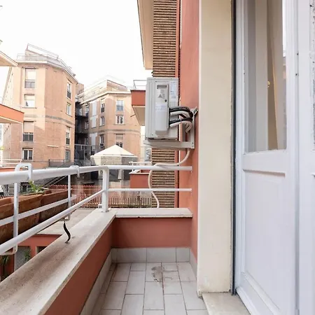 Apartman 10 Min Citta Del Vaticano-stadio Olimpico Lucia 1bdr