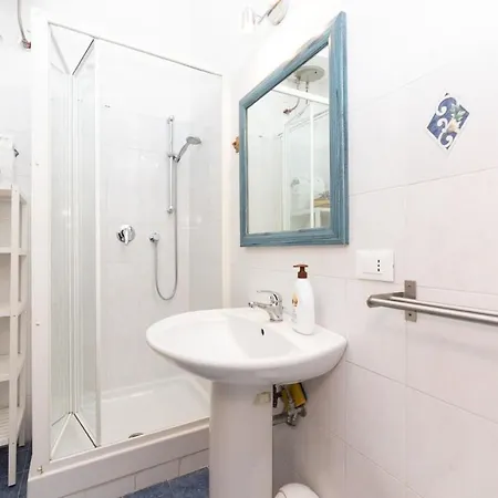 Apartman 10 Min Citta Del Vaticano-stadio Olimpico Lucia 1bdr *